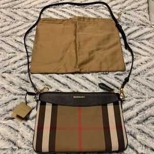 Burberry crossbody